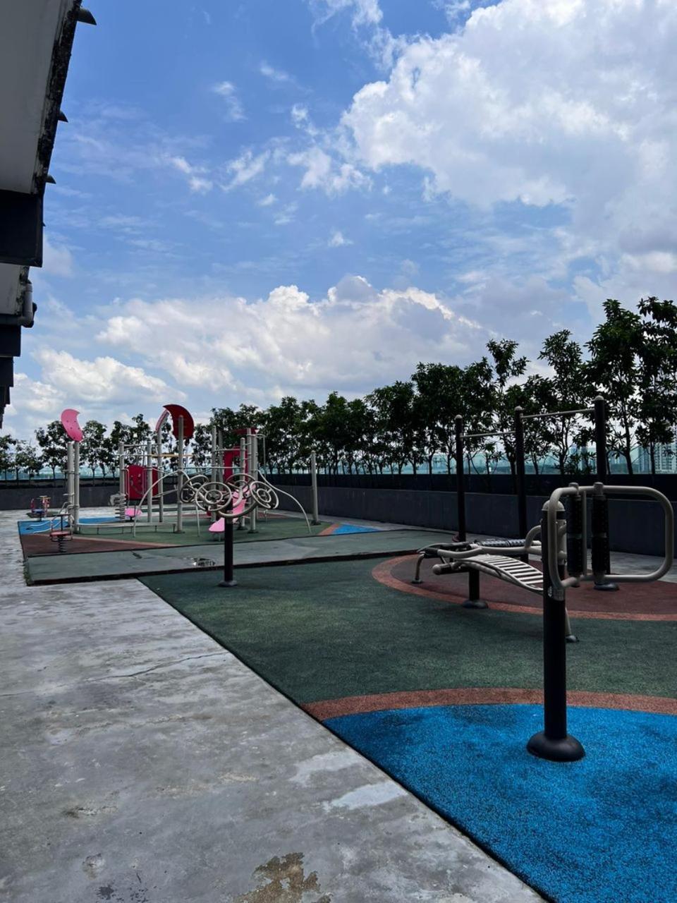 Seaview Homestay Masai By Heyday 外观 照片